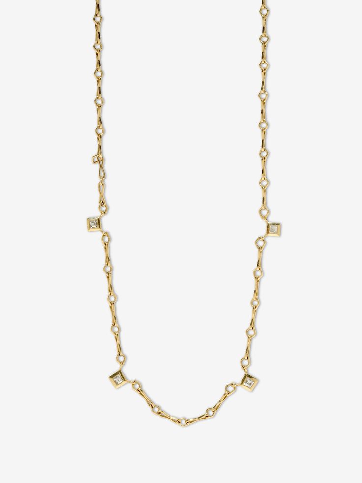 Small Motif Lozenge-Link Chain with Carre Diamonds
