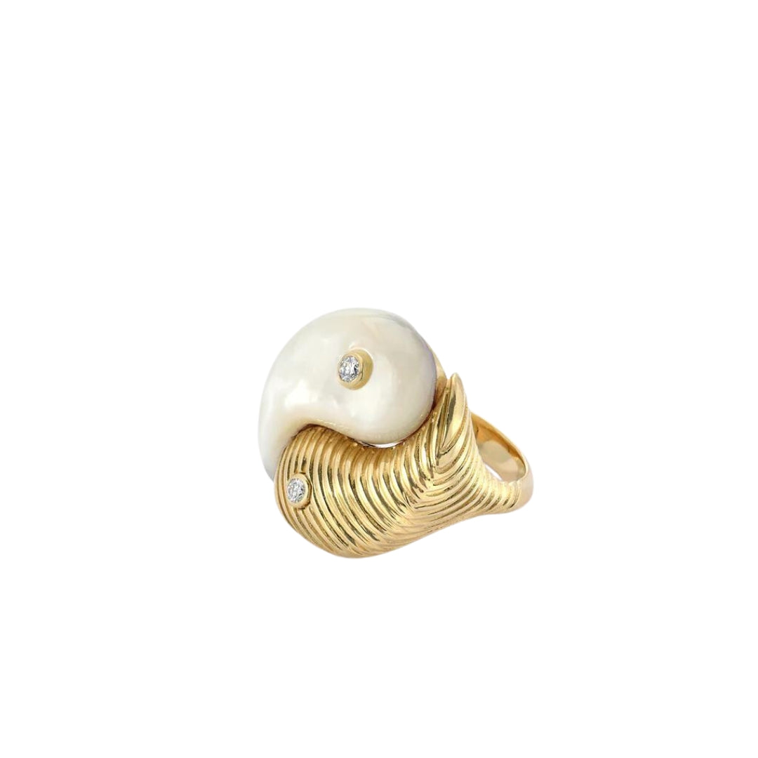 Mother of Pearl Yin Yang Ring