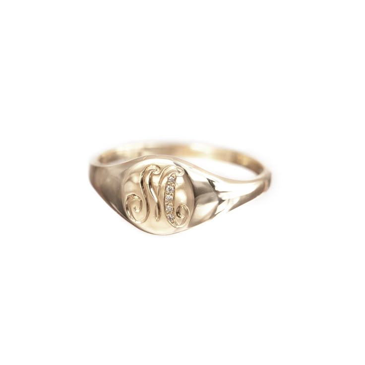 Classic Signet Ring