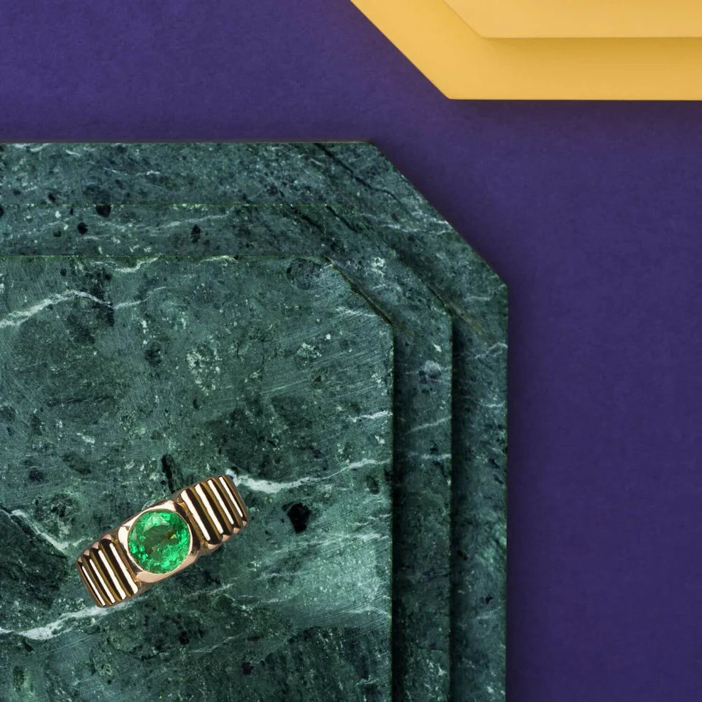 Van Inca Signet Emerald