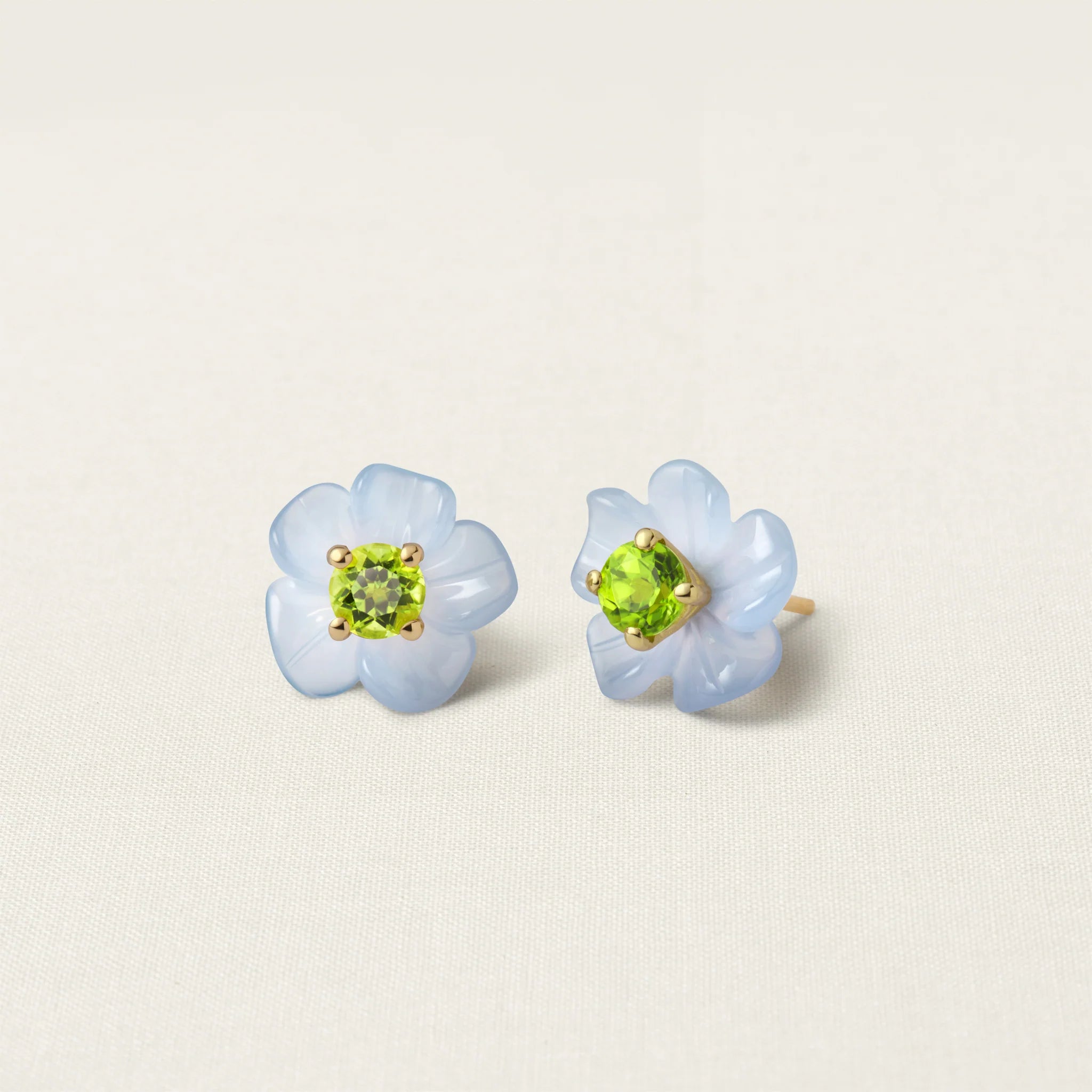 Island Flower Stud Earring Chalcedony Peridot Petite