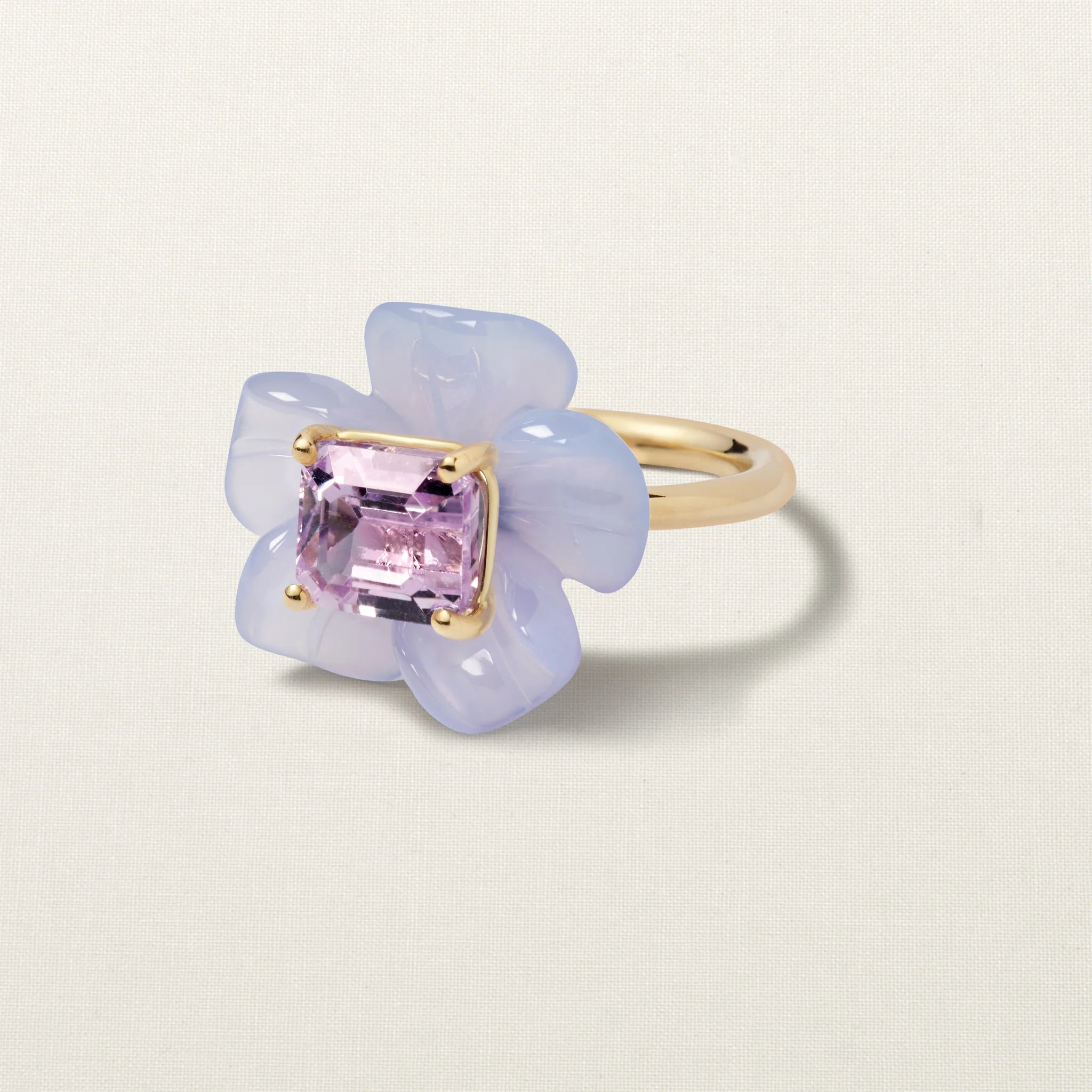Island Flower Ring Big Chalcedony Kunzite