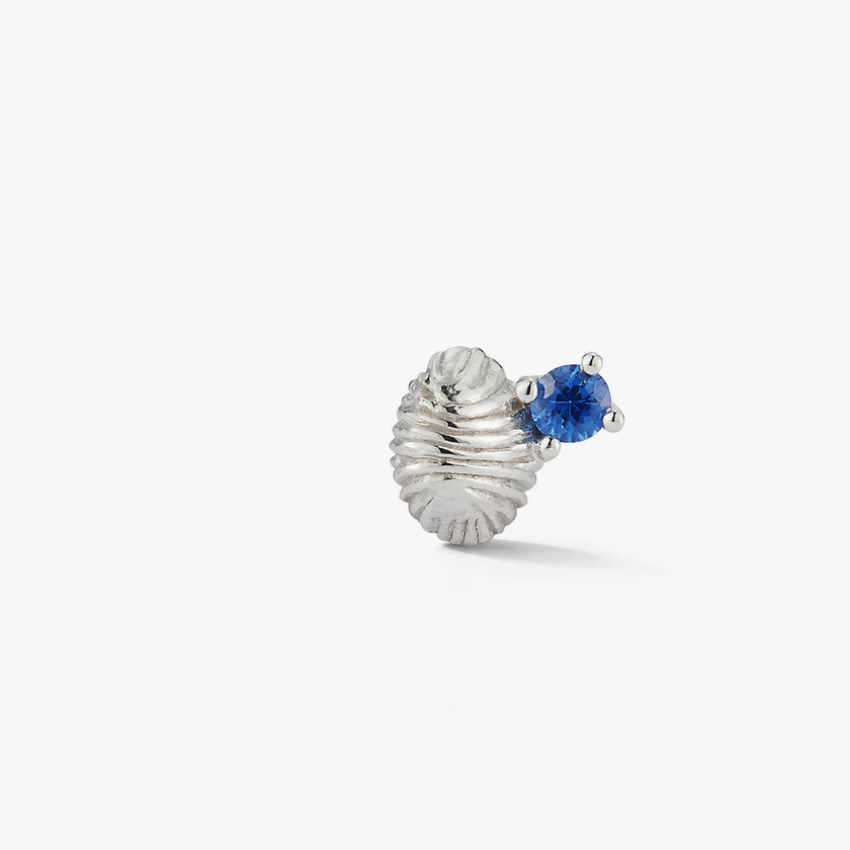 Bitsy Bean Stud with Sapphire - Closed