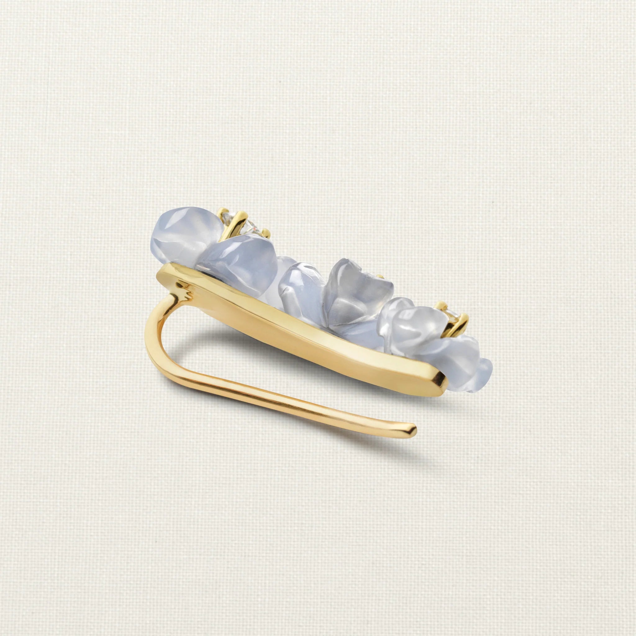 Island Flower Garden Ear Climber Chalcedony