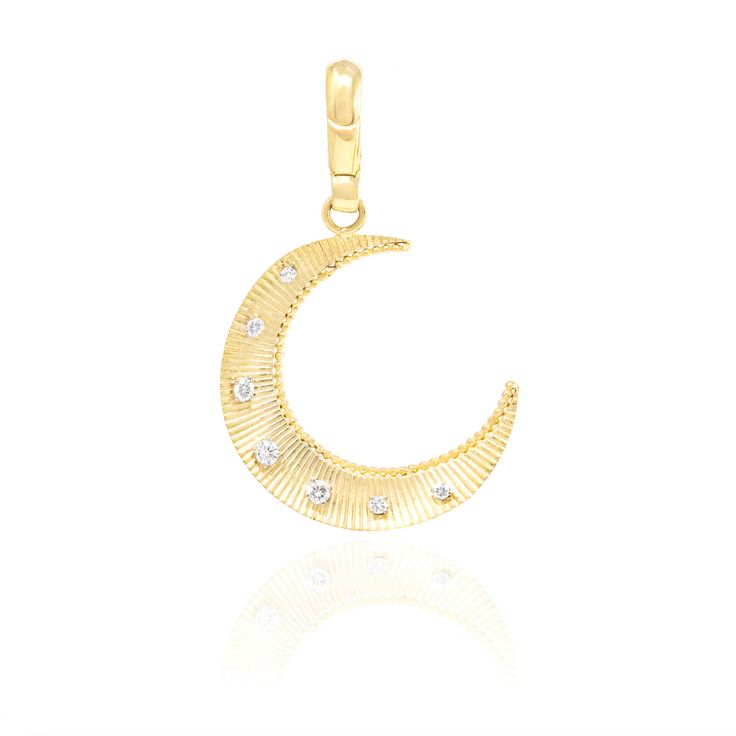 Small Ridge Crescent With Diamonds