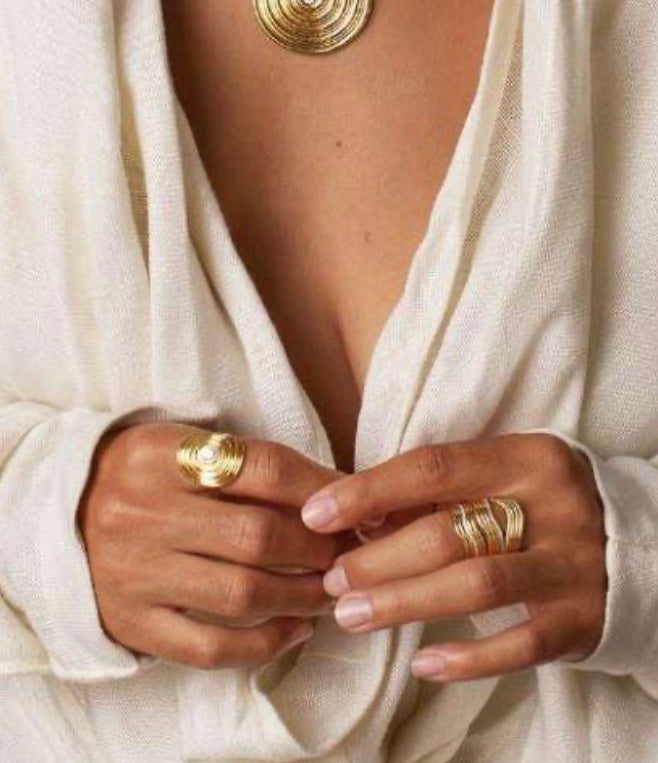 Sagesse - Universum Ring with Center Diamond