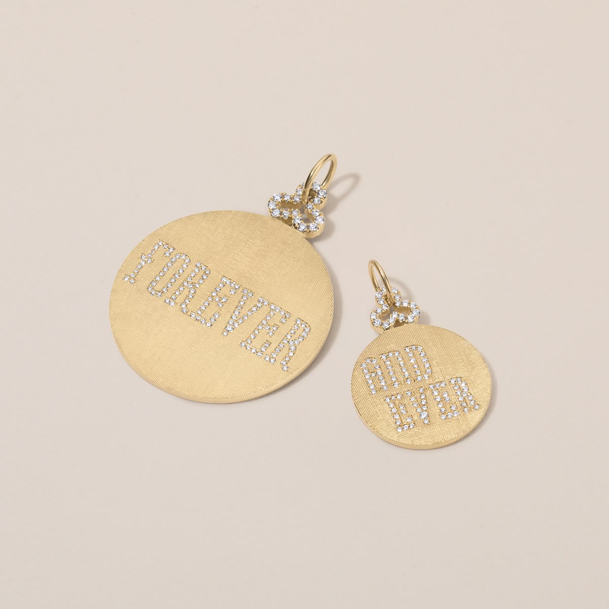 Deluxe Aurelia Charm