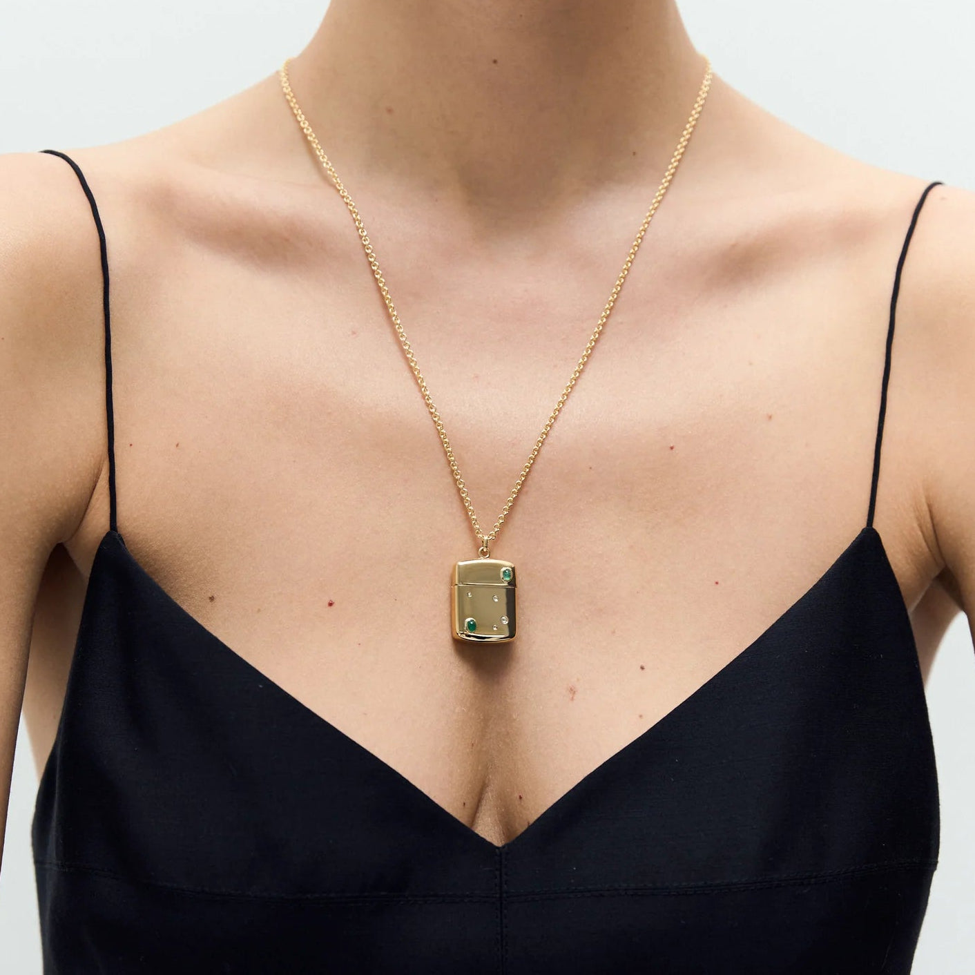 JJ Memento Pendant 18k Gold with Emeralds And Diamonds