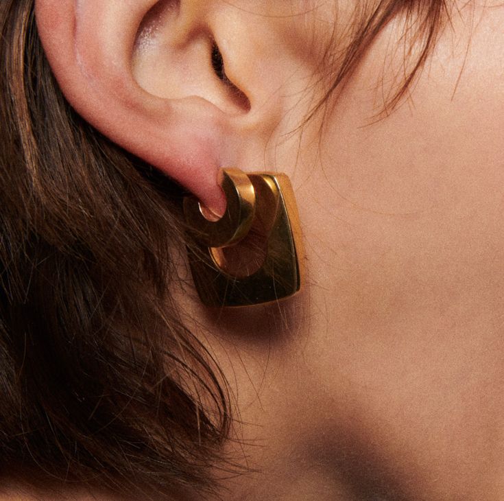 Quadro Earrings