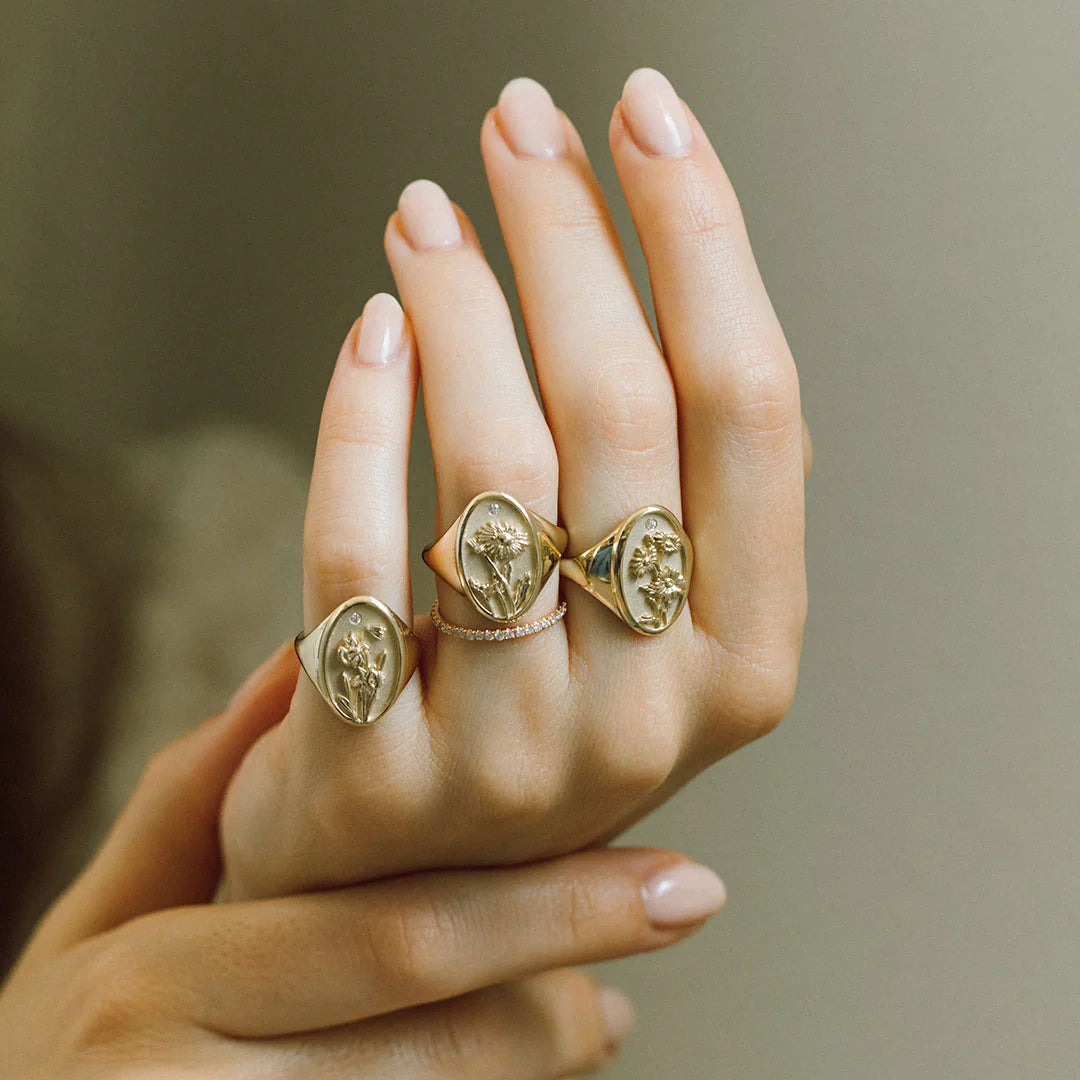 April Birth Flower Signet Ring