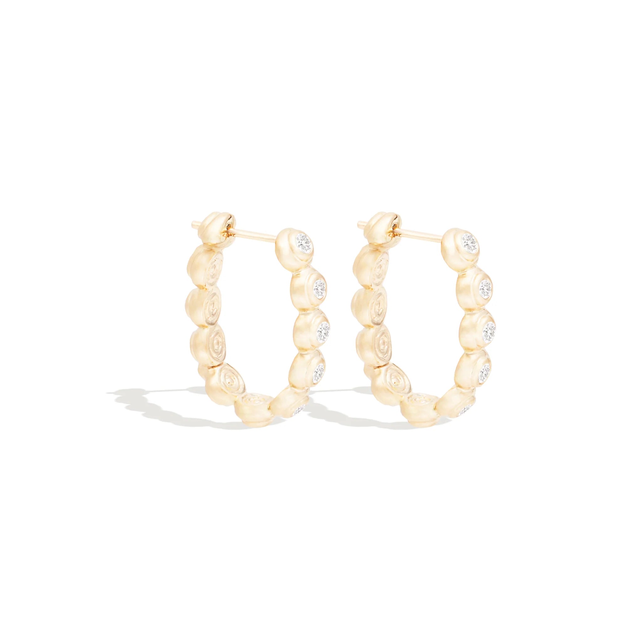 Evolve Oval Hoop Earring - Diamond