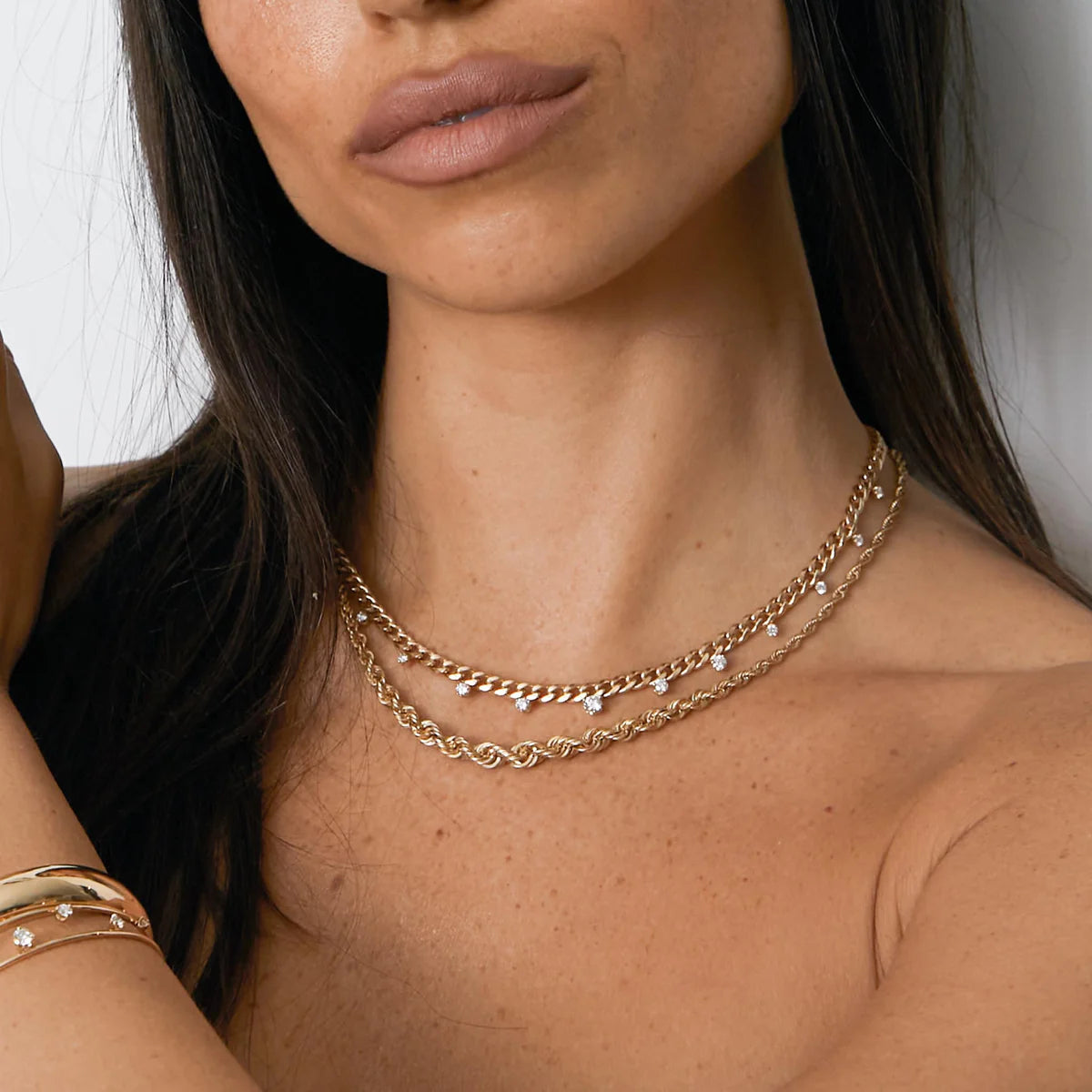 14k Graduated Prong Diamonds Medium Curb Chain Necklace