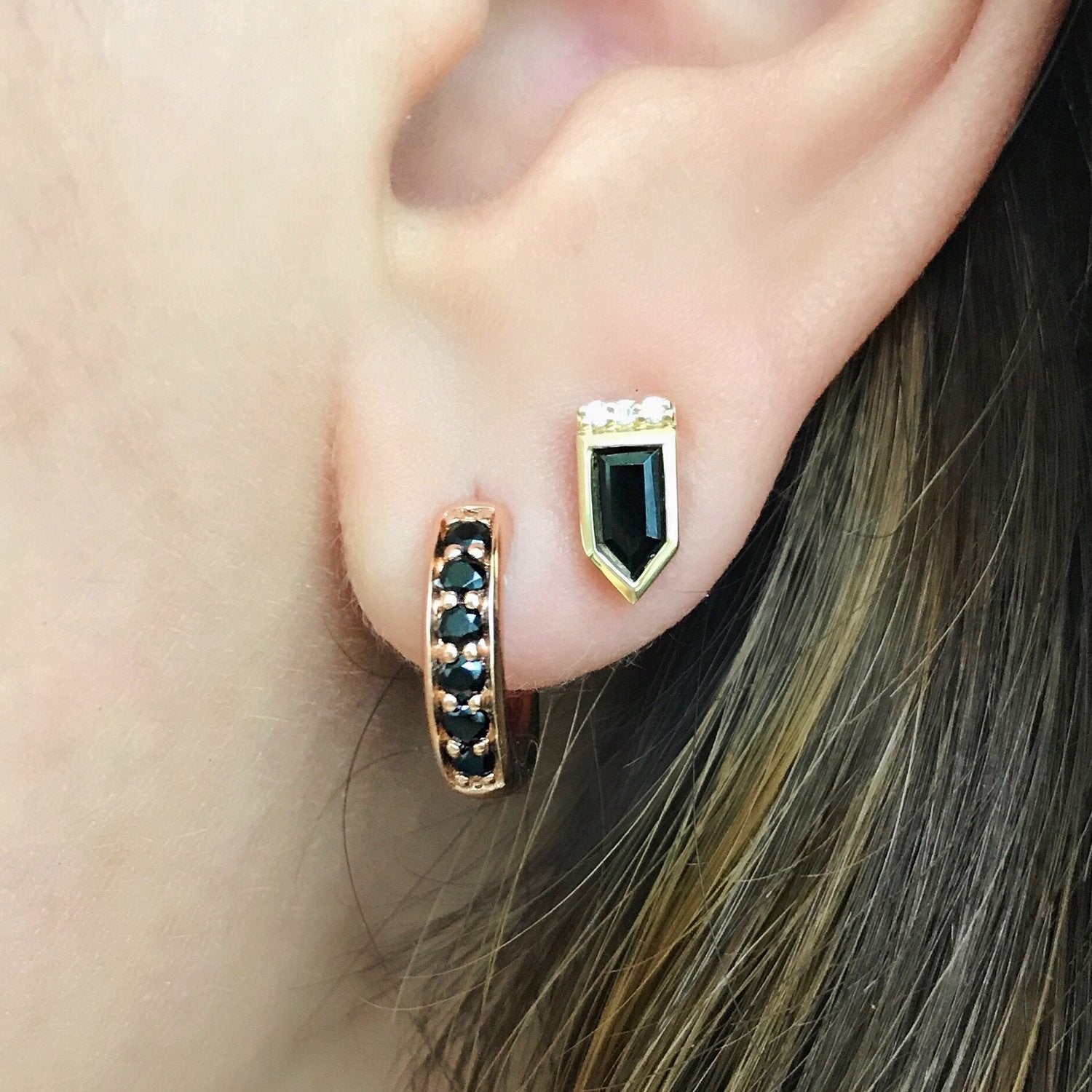 Cirque Classic Hoops with Round Black Spinels