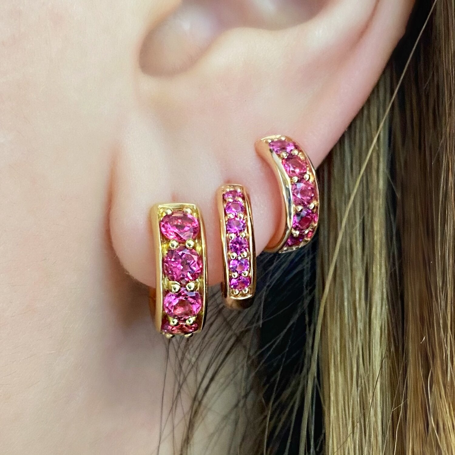 Cirque Classic Hoops with Round Hot Pink Sapphires