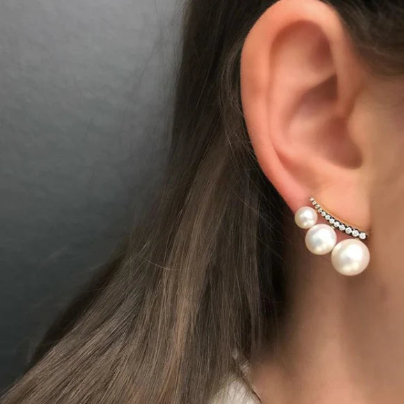 Privé Pearl Ear Climbers