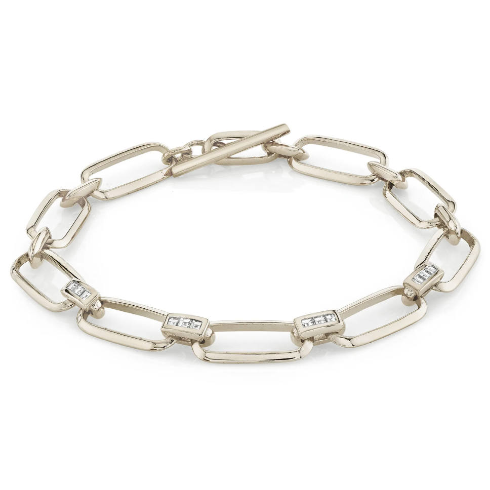 Knife Edge Flat Link Bracelet with Carre Bridges