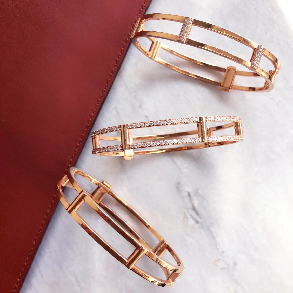 Locking Cage Bracelet With Diamond Posts