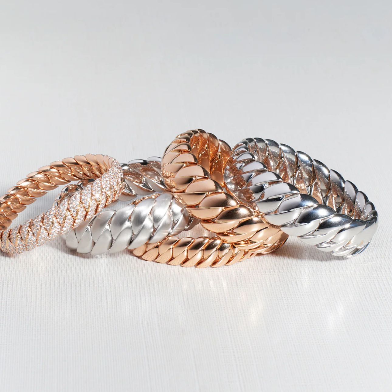 Narrow Polish Wave Link Bracelet