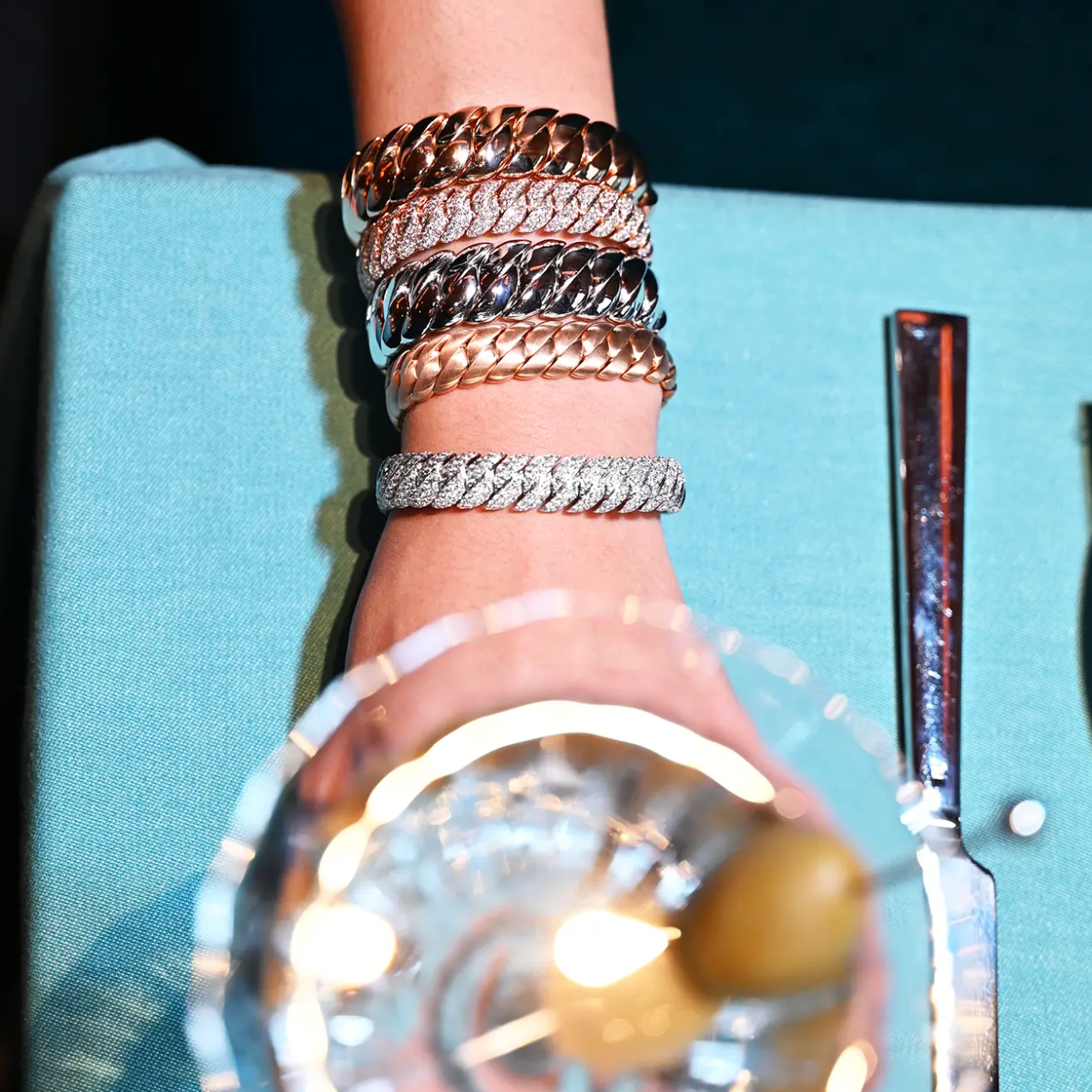Narrow Polish Wave Link Bracelet With Diamonds