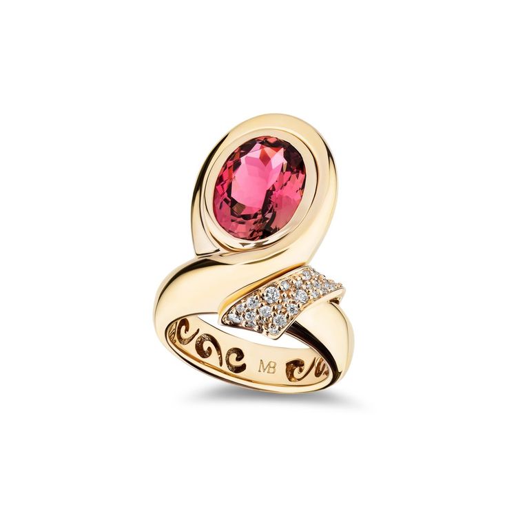 Chiffon Oval Solitaire Ring