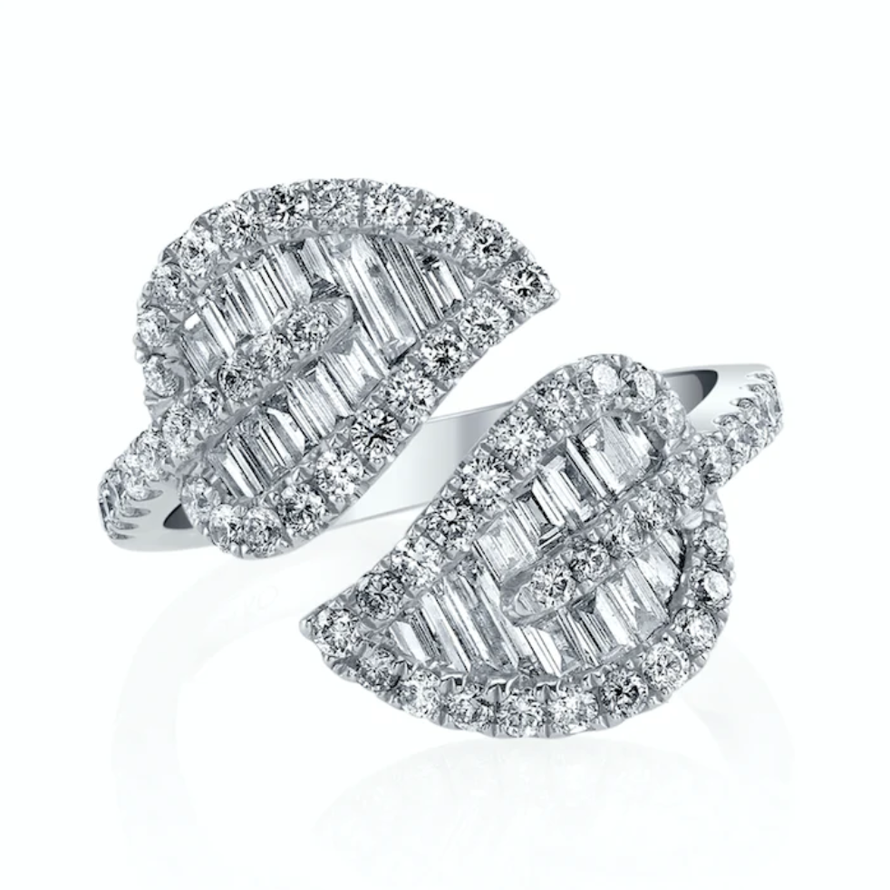 Medium Diamond Leaf Ring in White Gold